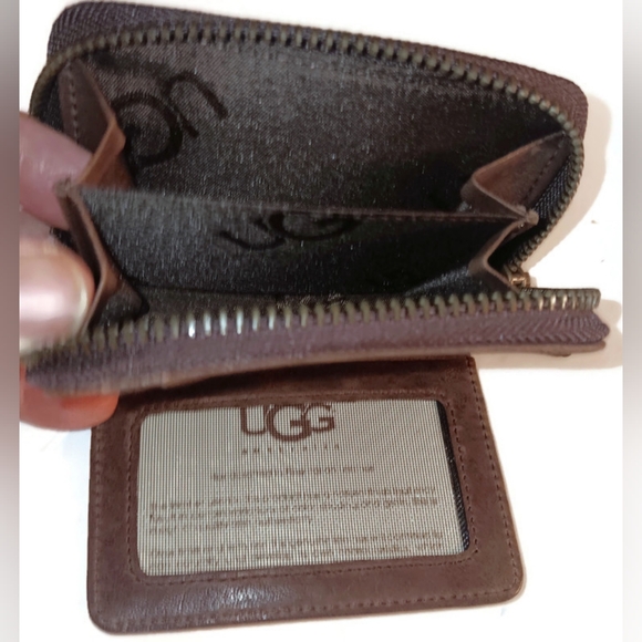 UGG GENUINE LEATHER COIN ZIPAROUND WALLET,BROWN - Picture 3 of 5